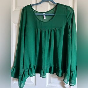 Emerald green lace top xhiliration long sleeve